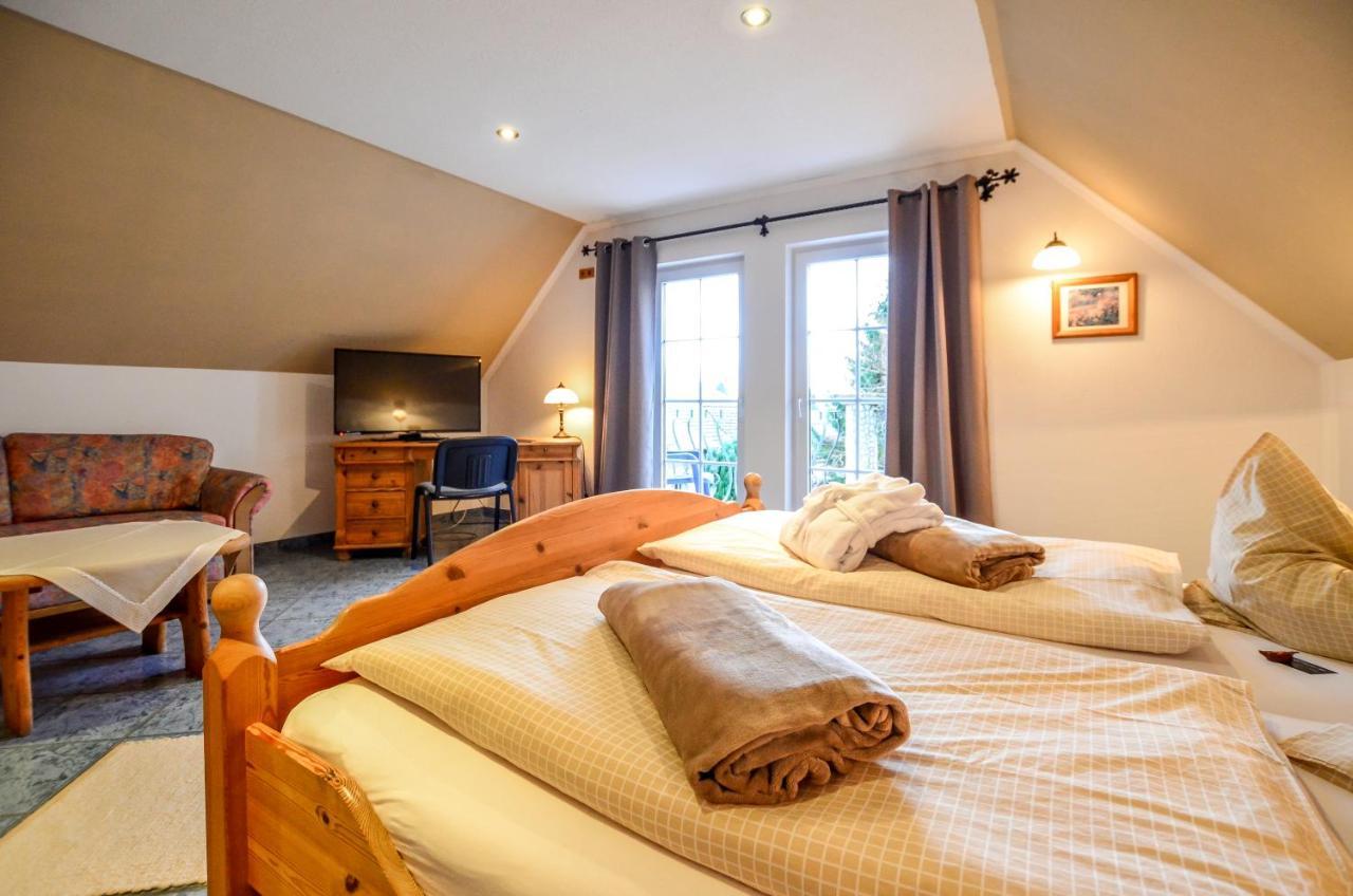 Hotel Landhaus Krombach Elkenroth Esterno foto